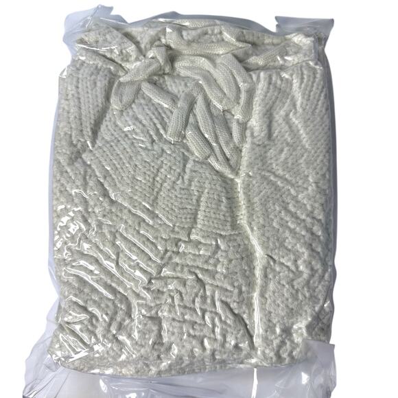 36” Cream Cable Knit Christmas Tree Skirt Thick Rustic Knit with Ties New in Box - Picture 7 of 9